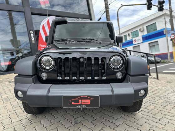 JEEP WRANGLER 3.6 UNLIMITED SPORT 4X4 V6 GASOLINA 4P AUTOMÁTICO JEEP WRANGLER 3.6 UNLIMITED SPORT 4X4 V6 GASOLINA 4P AUTOMÁTICO